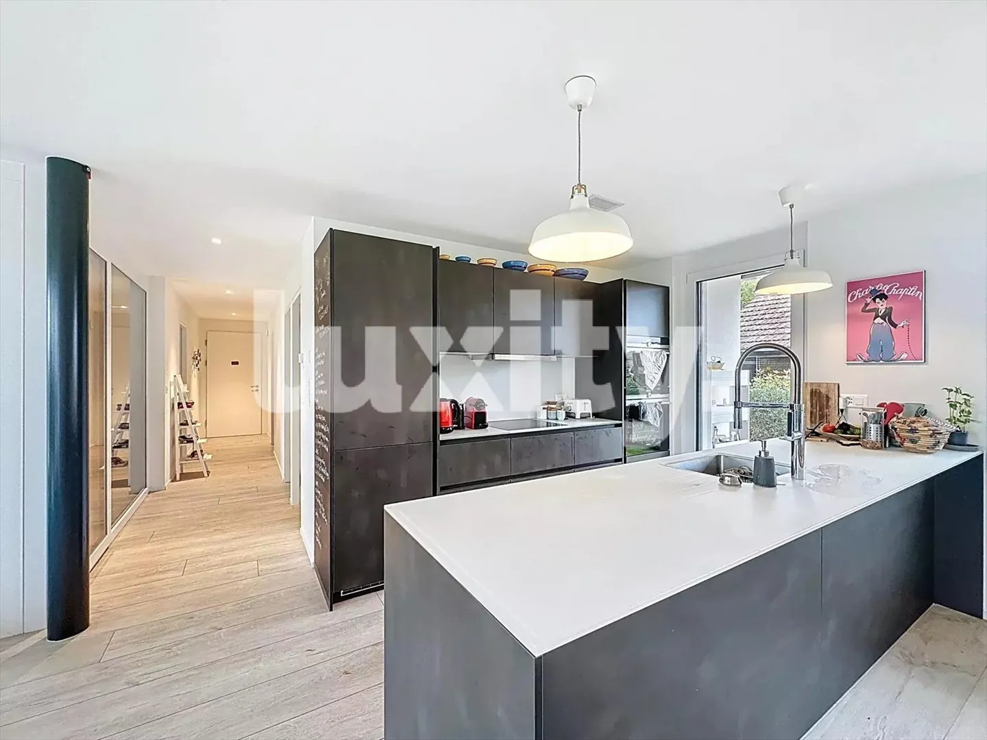 Moderne Erdgeschosswohnung mit großem privatem Garten - Foto 3 von 4
