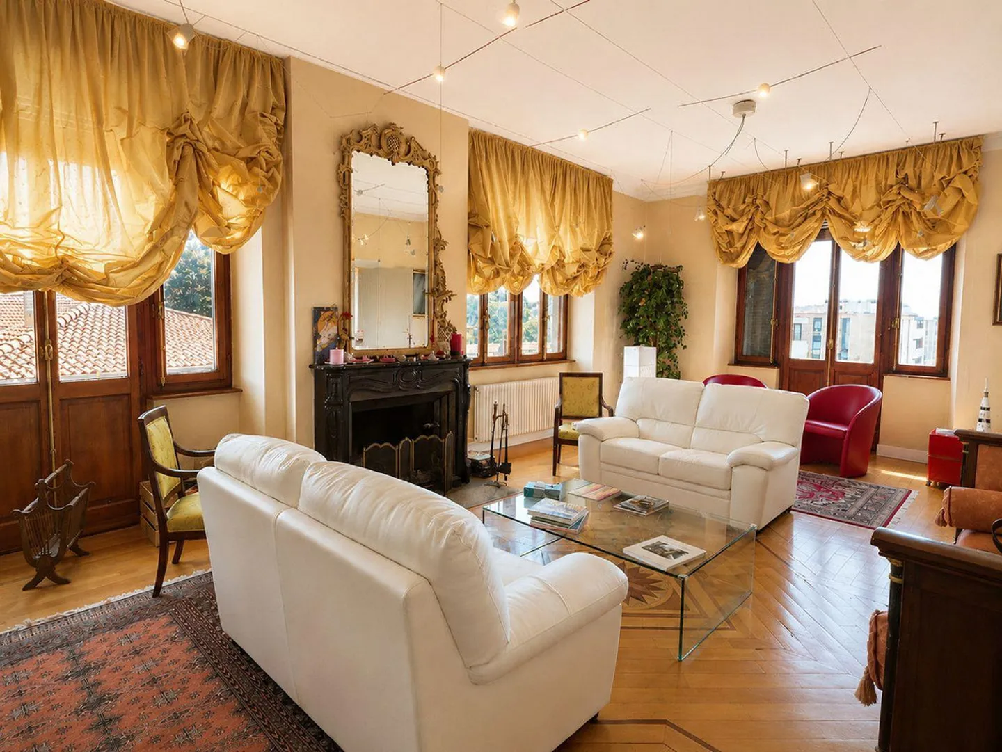 Prestigioese Villa in Coldrerio - Foto 4 von 23
