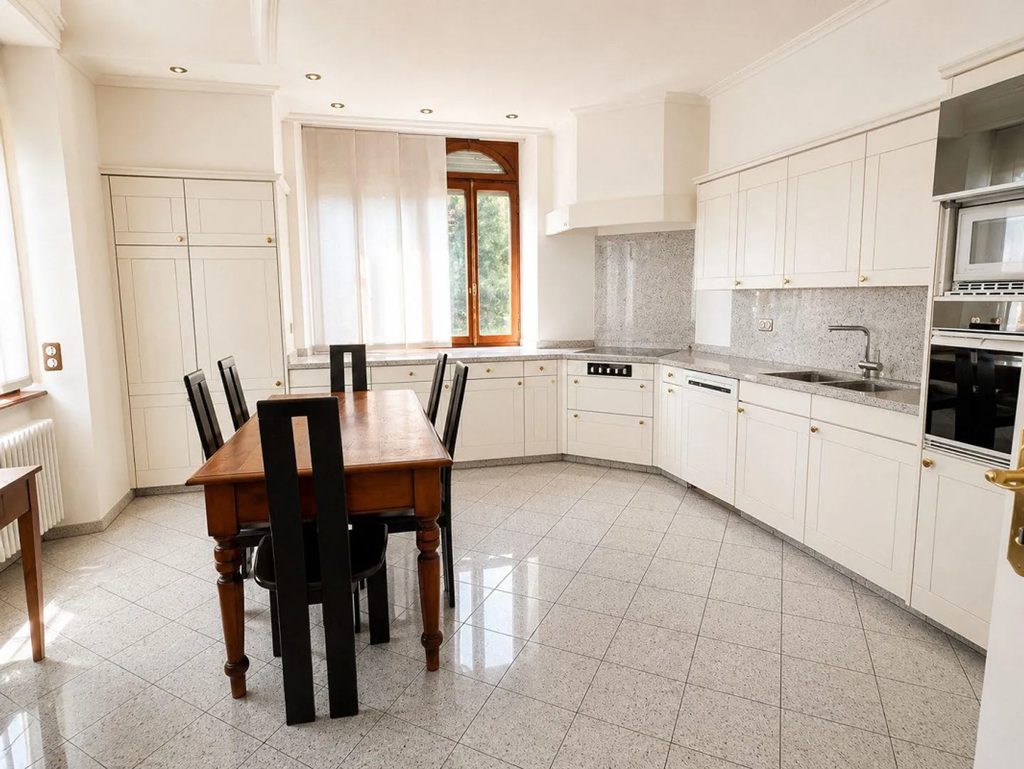 Prestigioese Villa in Coldrerio - Foto 6 von 23