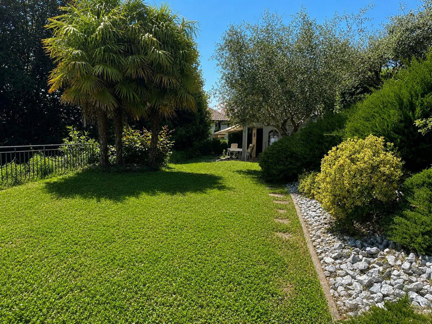 Prestigioese Villa in Coldrerio - Foto 21 von 23