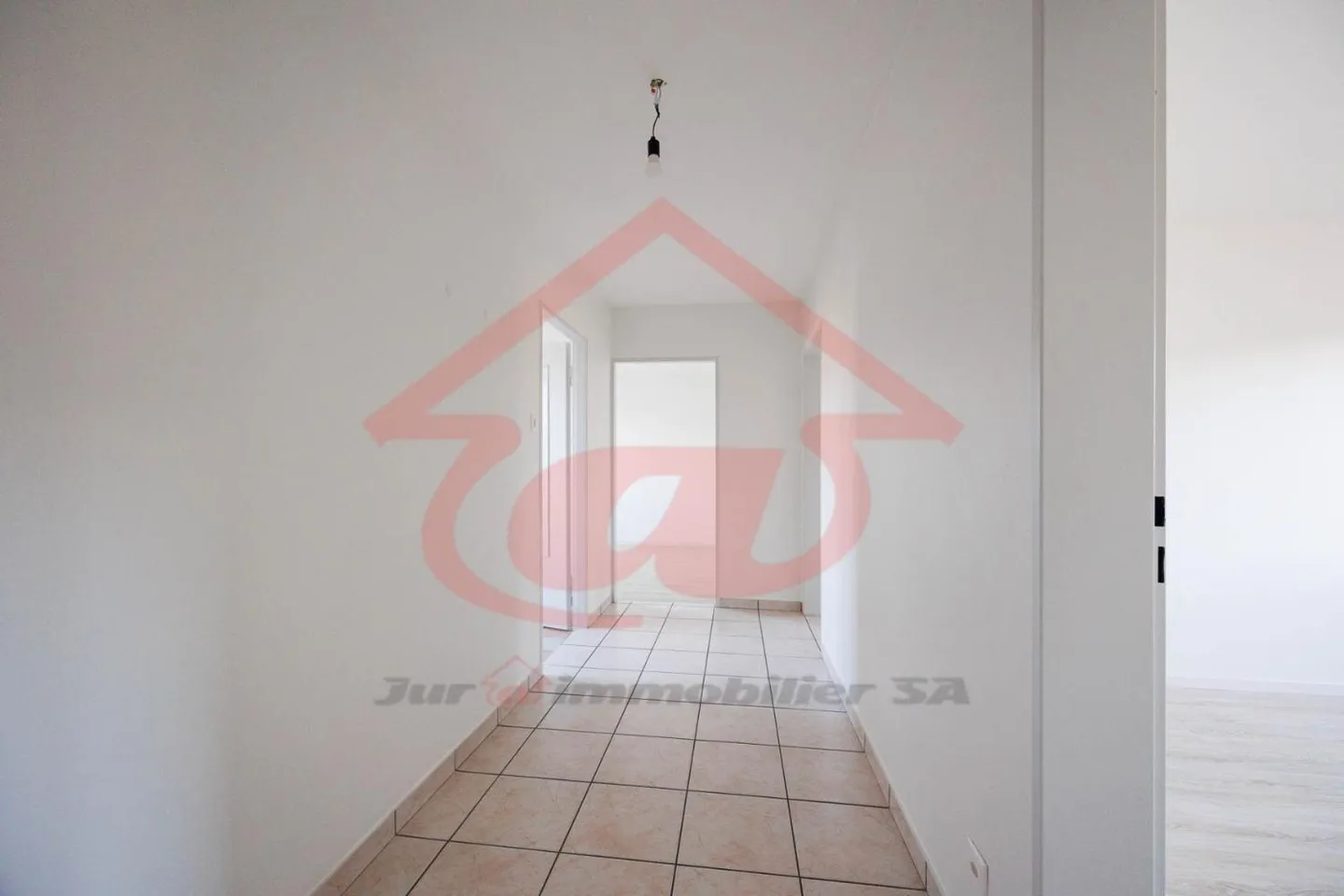 Charmant Appartement 3 Pièces - Photo 4 sur 18