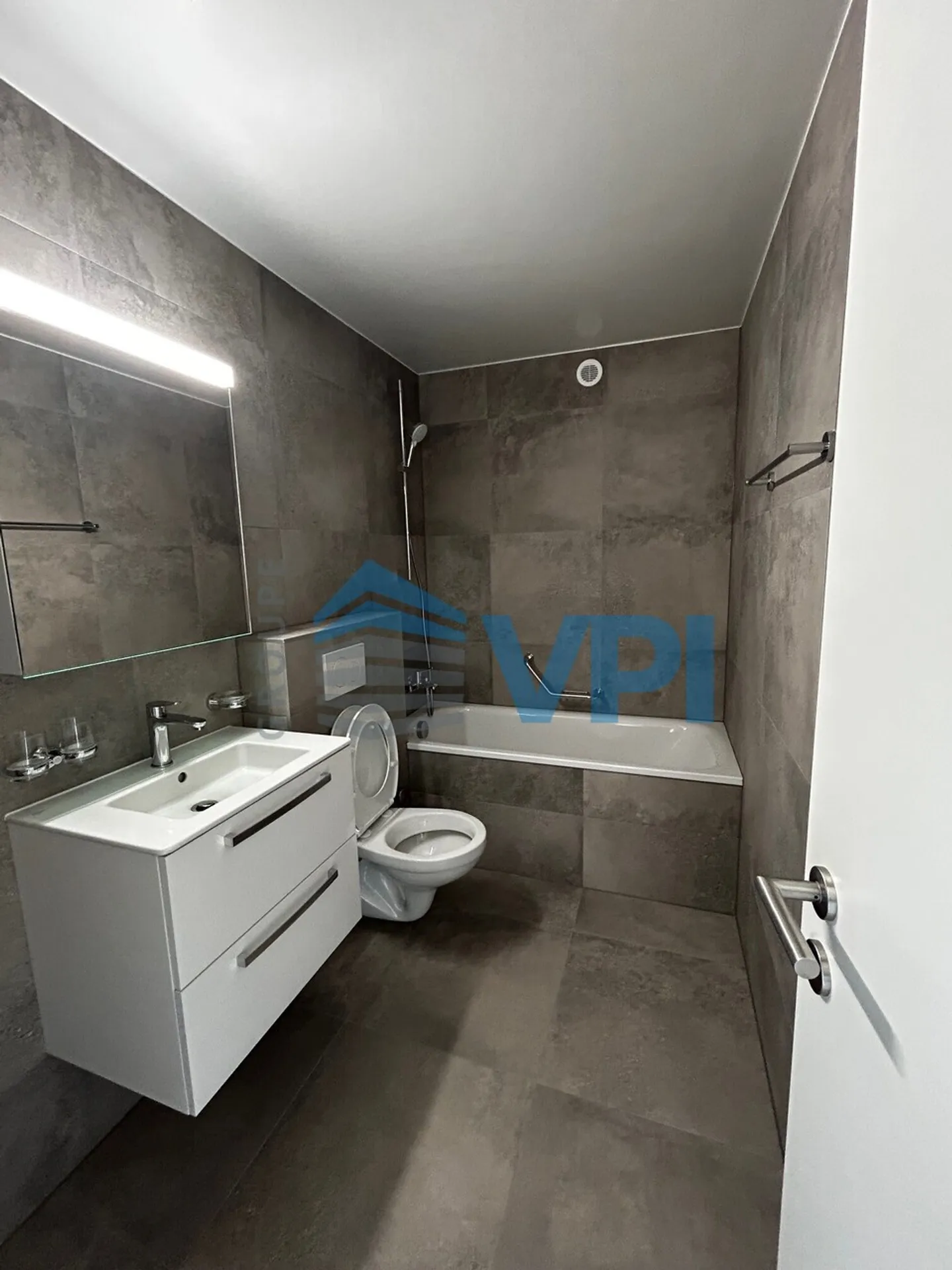 Appartement 3 pièces rénové - Photo 7 sur 9