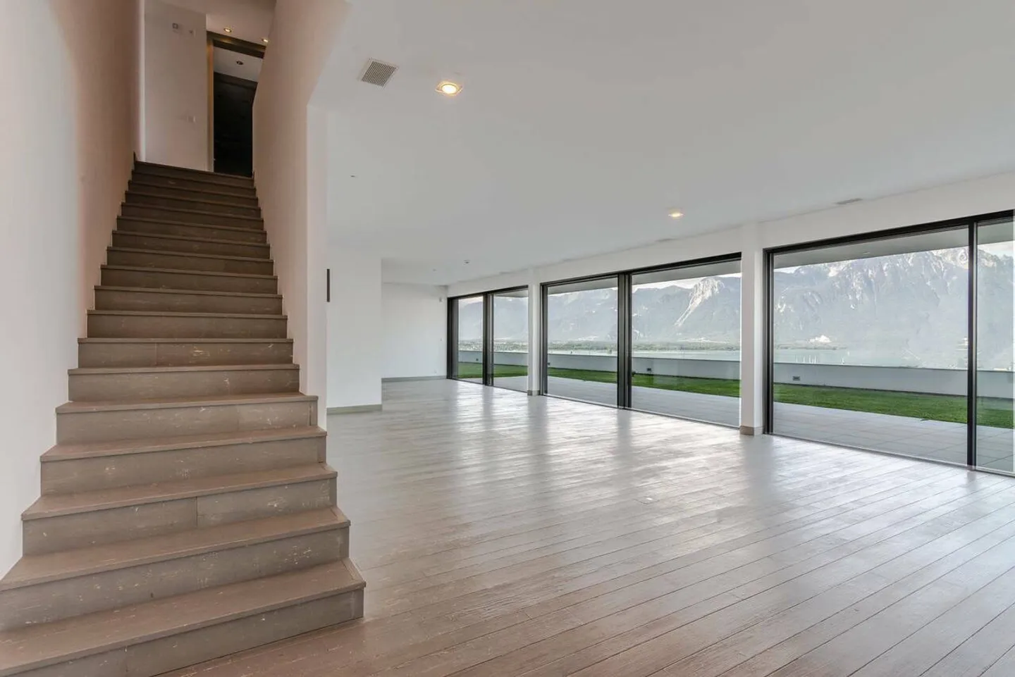 Duplex eccezionale, 5.5 stanze con vista stratosferica! - Foto 6 di 13