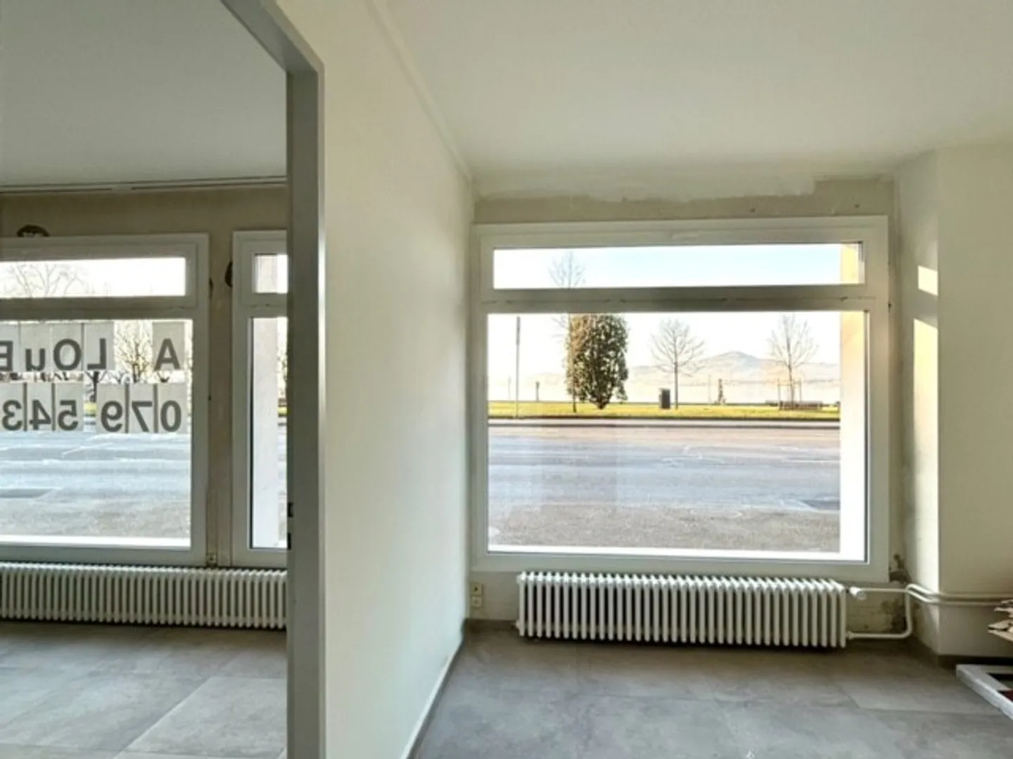 Helle Gewerbefläche am See - Foto 3 von 3