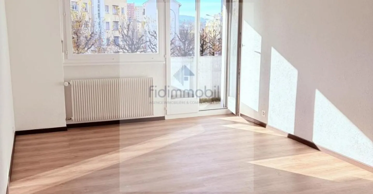 Appartement moderne à Numa-Droz - Photo 3 sur 5