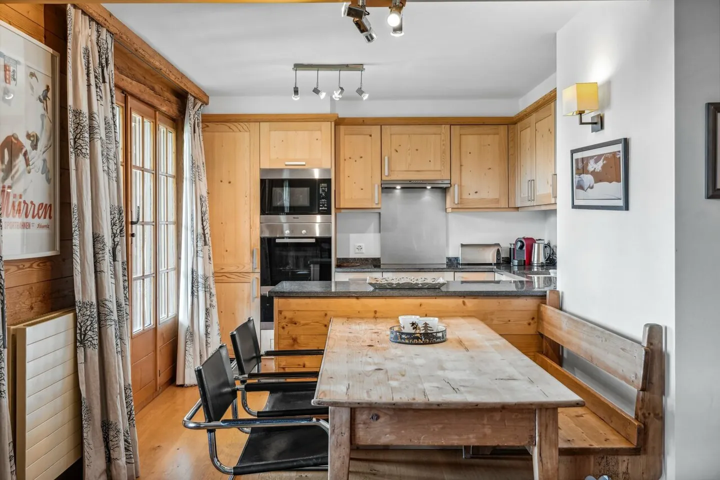 Le Granit: Appartement rénové de 4 chambres au Domaine de la Résidence - Photo 6 sur 26