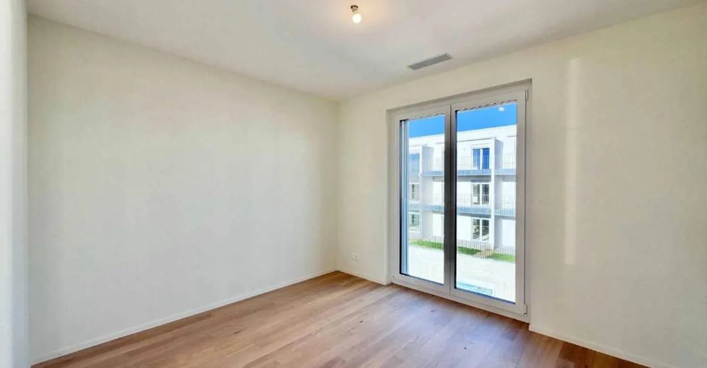 Superb new 3.5-room apartment with balcony - Photo 7 of 9