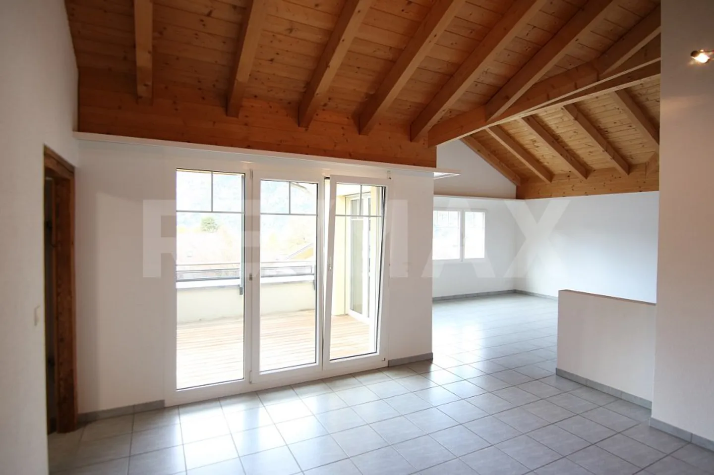 5 ½ Room Attic Apartment in Trimmis - Photo 4 of 6