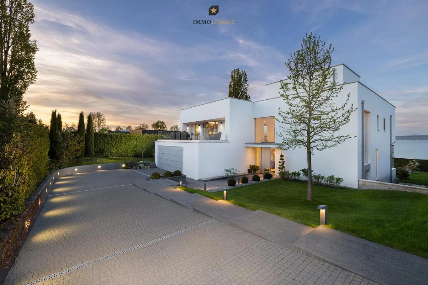 Luxusvilla mit Privatstrand - Foto 1 von 6