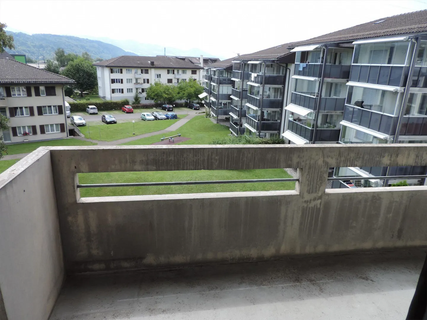 Appartamento familiare di 4,5 stanze con balcone al 3° piano - Foto 7 di 9