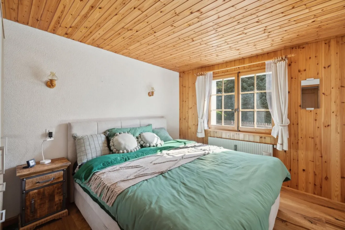 Villars centro, affascinante 3.5p ristrutturato, box, balconi, bella vista! - Foto 17 di 21