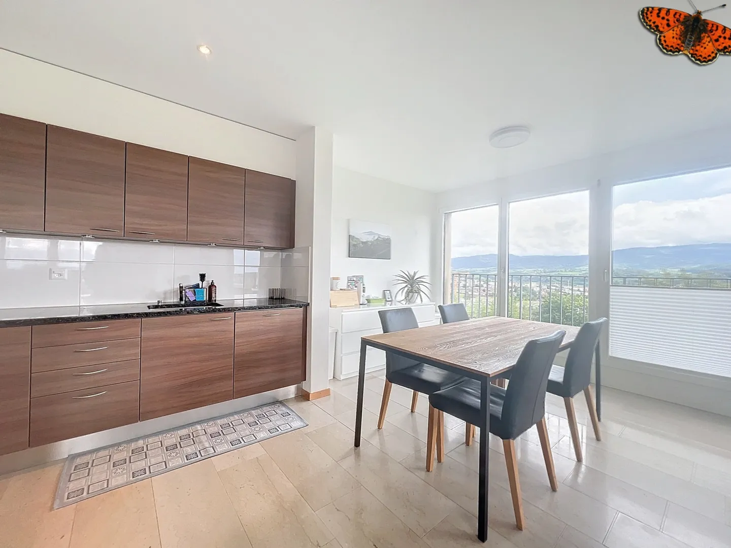4 ZIMMER WOHNUNG - Im Dachgeschoss! - Foto 6 von 9