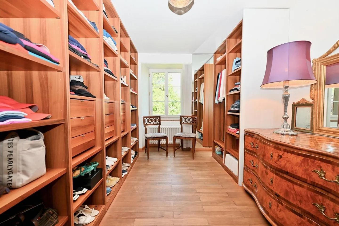 Charming estate with 21 hectares of land, farmhouse and stables - Photo 12 of 22