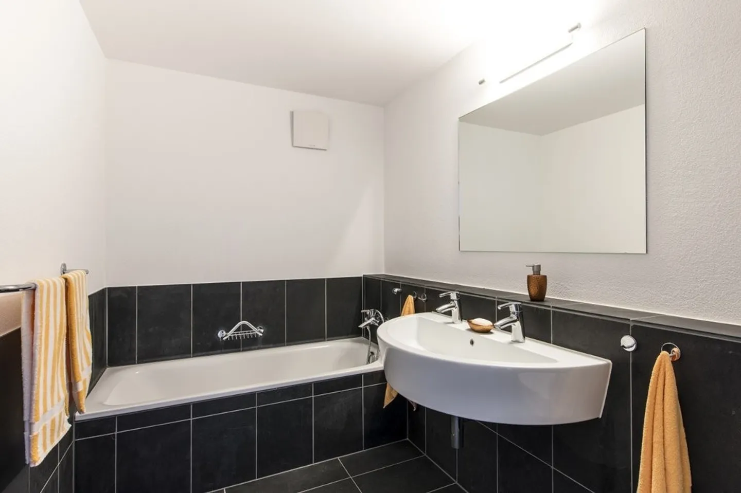 Moderne Wohnung am Zürichsee - Foto 6 von 9