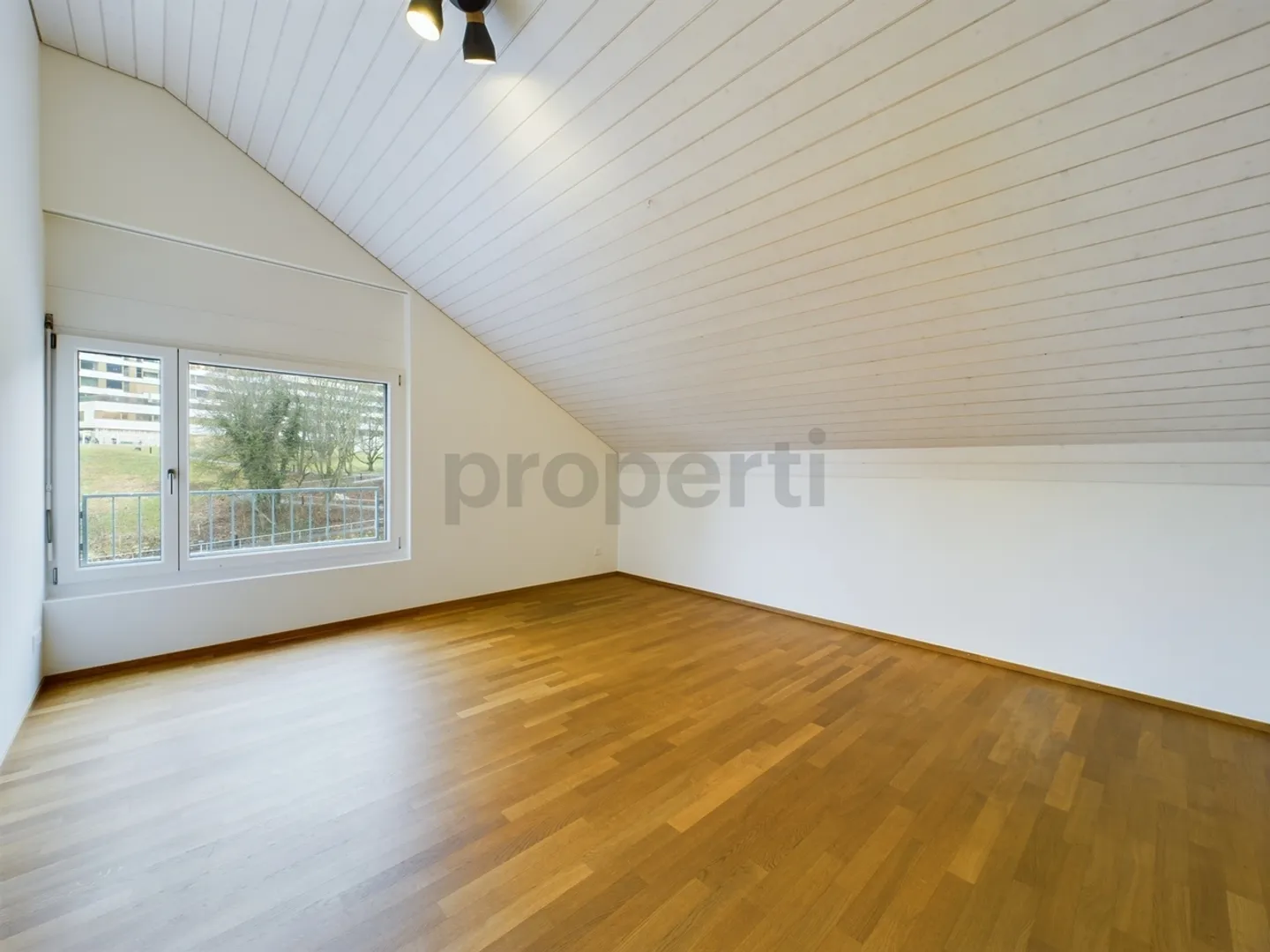 Grosszügige 4.5 Zimmer-Wohnung - Foto 5 von 11