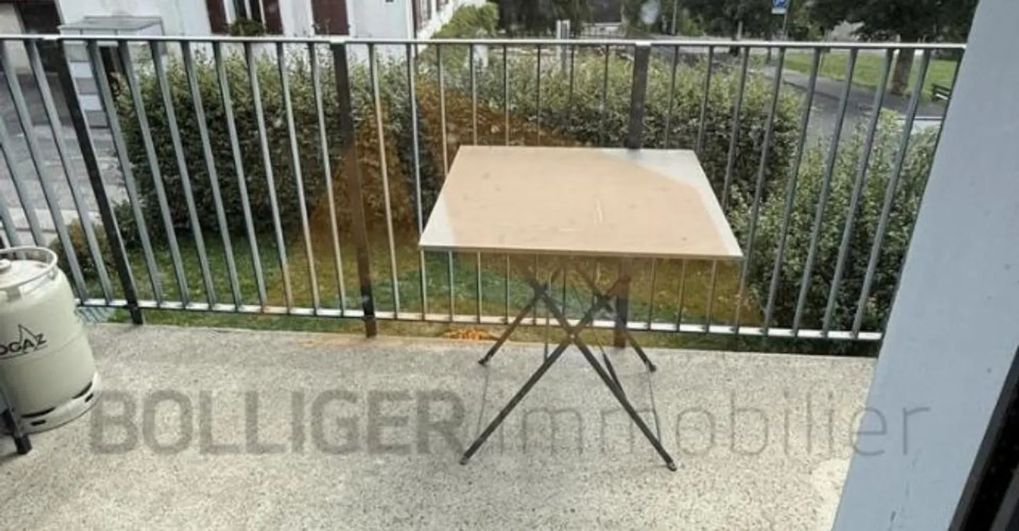 IN VENDITA CASA FAMILIARE CON 2 APPARTAMENTI E GARAGE - Foto 4 di 12