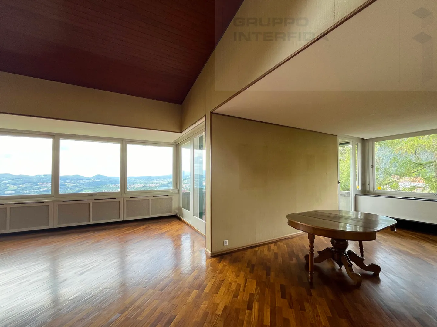 VILLA CONTEMPORANEA CON PISCINA - Foto 7 di 29