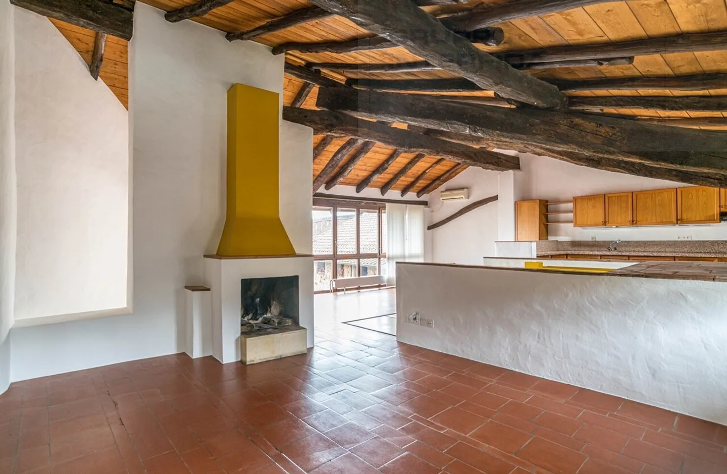 Maison fascinante de 5,5 pièces rénovée - Photo 12 sur 15