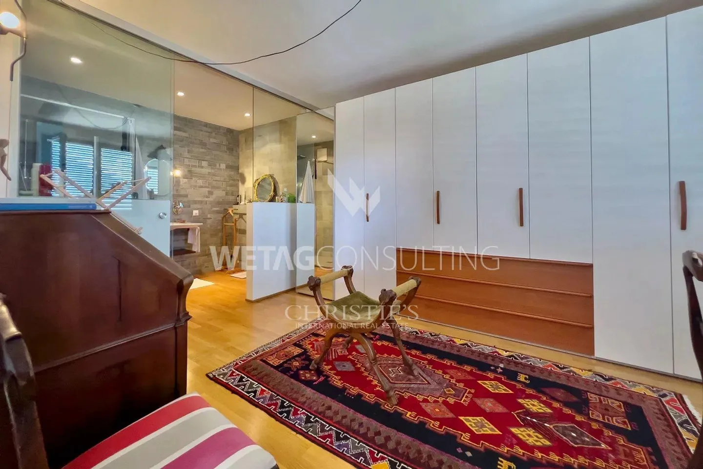 Duplex penthouse with 360-degree view in central location overlooking Lake Maggiore for sale in Locarno - Photo 7 of 13
