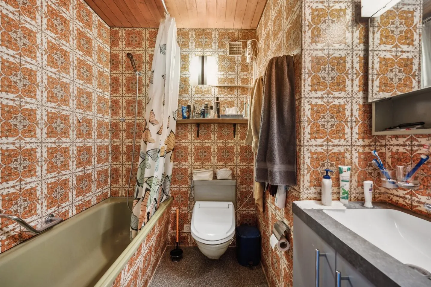 Proprietà residenziale/commerciale con appezzamento di terreno associato - Foto 8 di 9