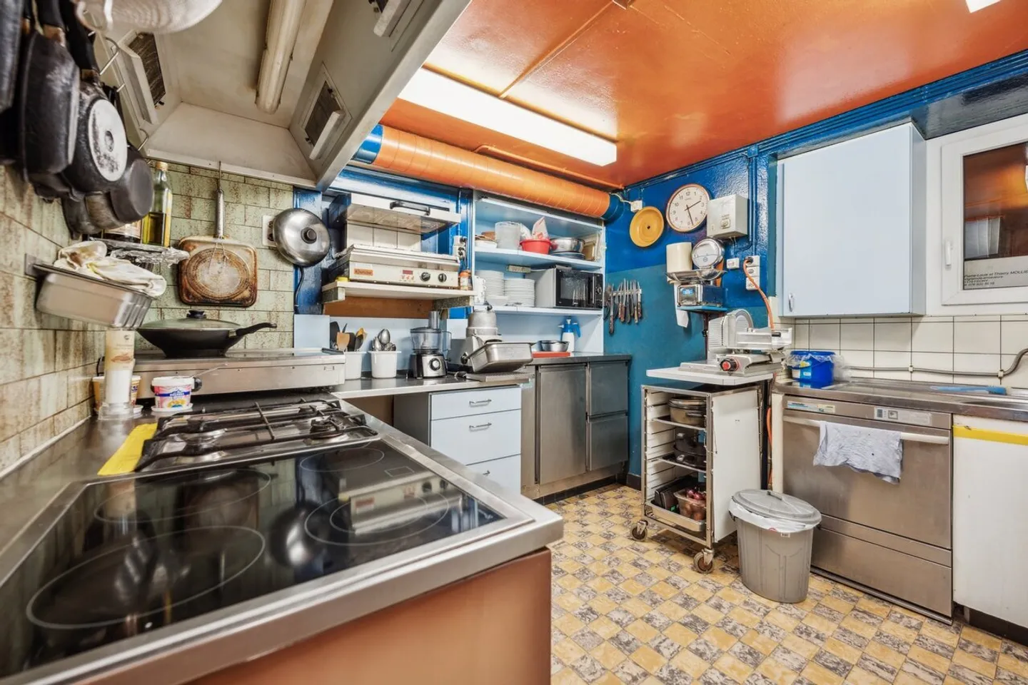 Proprietà residenziale/commerciale con appezzamento di terreno associato - Foto 4 di 9