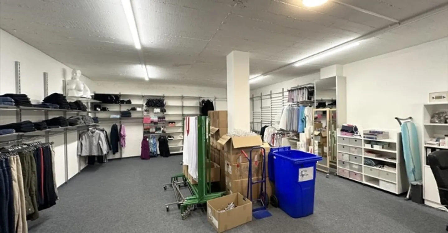 Spazio di archiviazione in affitto - Foto 5 di 9