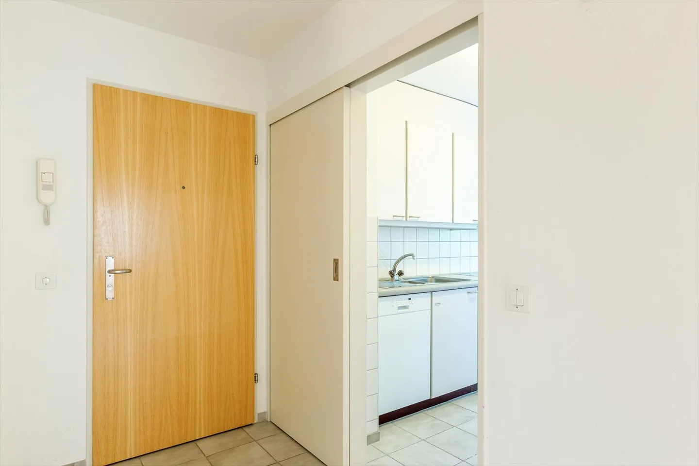 Apartment for rent - Photo 6 of 7