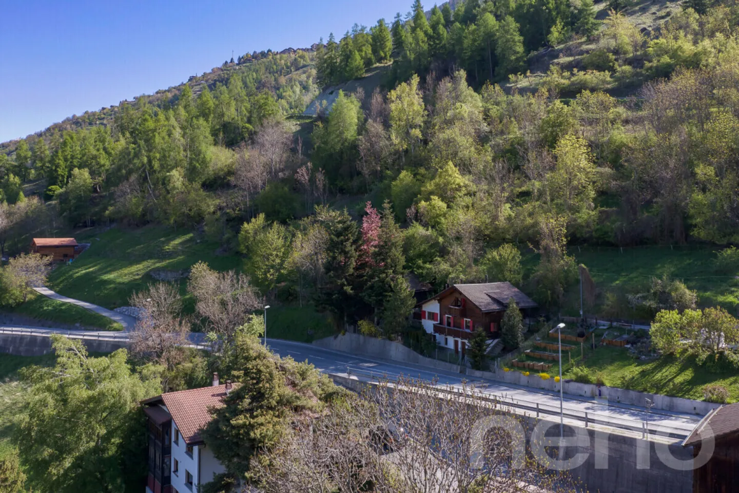 A 3 minuti da Nendaz? Chalet ristrutturato con carattere e vista libera - Foto 2 di 12