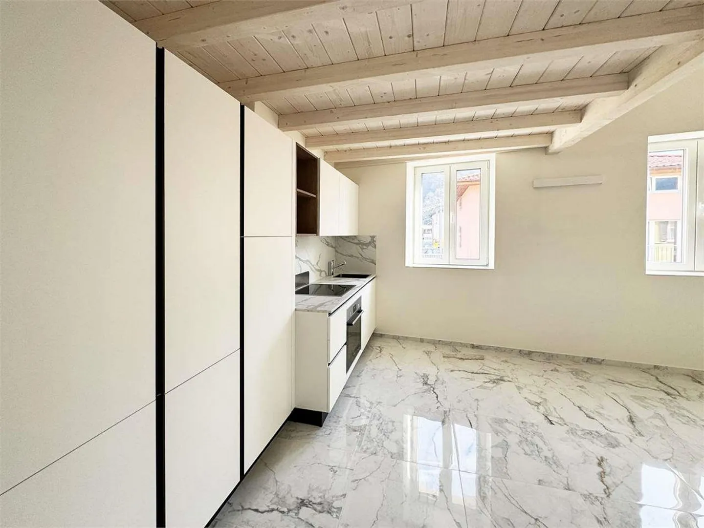 Zu verkaufen vollständig renoviertes Gebäude -DR1 - Foto 4 von 11