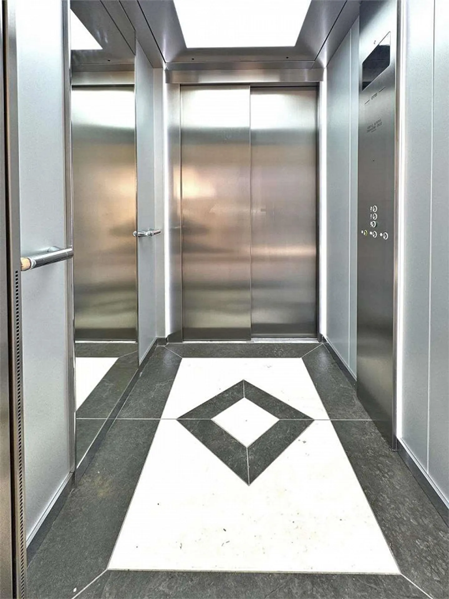 Zu verkaufen vollständig renoviertes Gebäude -DR1 - Foto 11 von 11