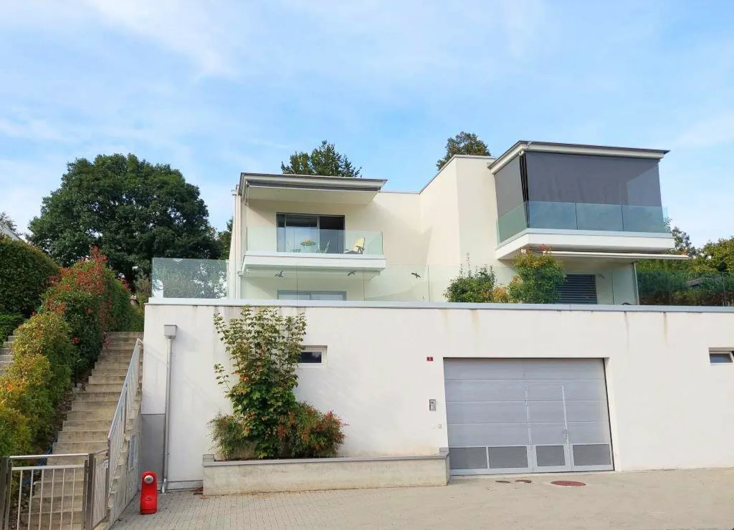 MODERNO 2.5 LOCALI CON SPLENDIDA VISTA - Foto 1 di 14