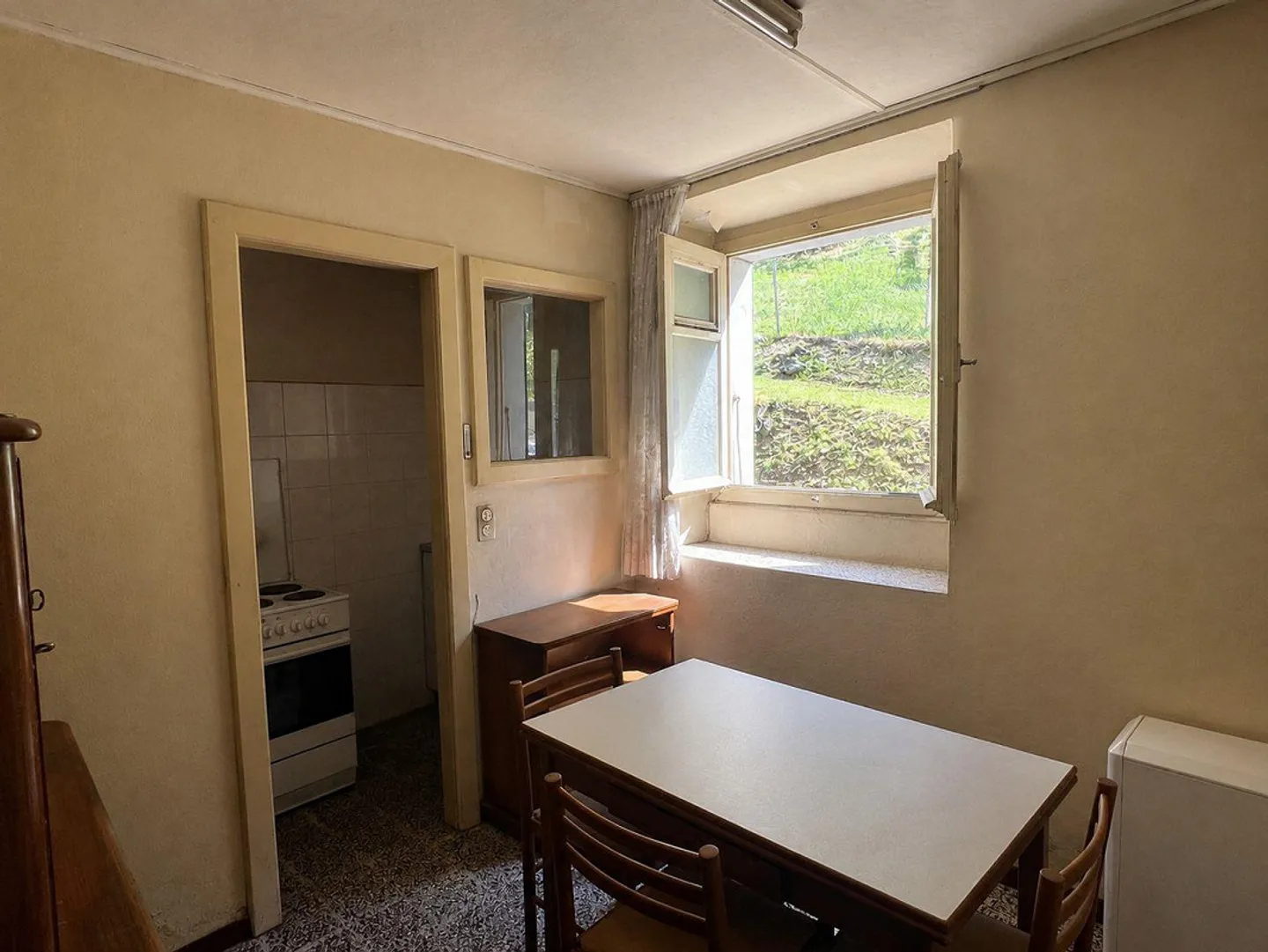 Characteristic property in rural area for renovation, consisting of 2/3 apartments - Photo 15 of 19
