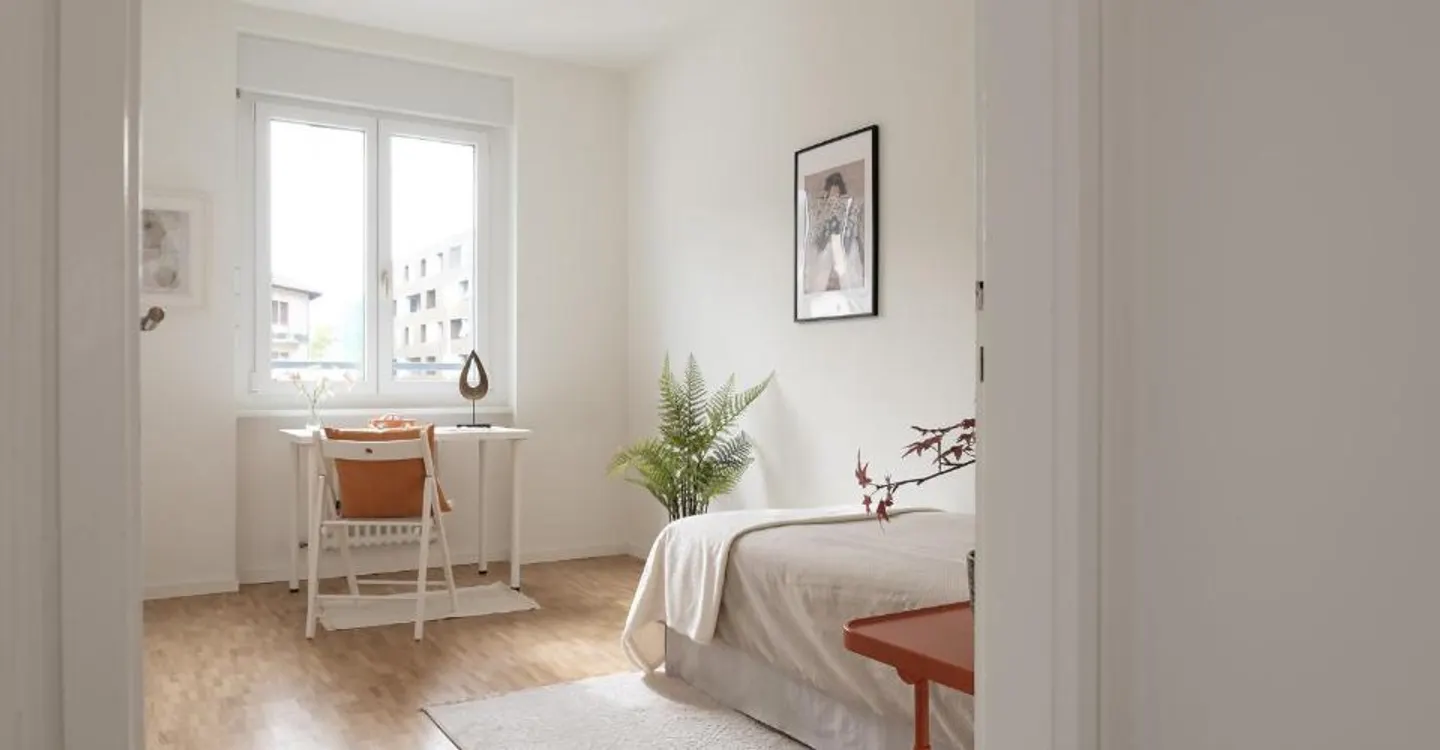 FOR RENT IN RECENTLY RENOVATED BUILDING - Photo 10 of 12
