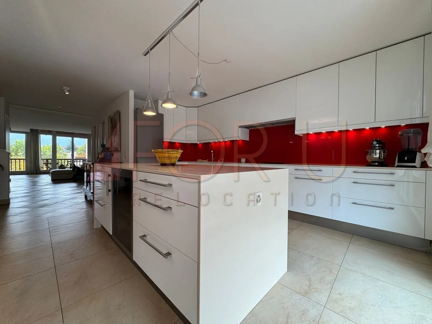 Unique, beautiful and large 6.5-room triplex penthouse in Plan-les-Ouates - Photo 4 of 13