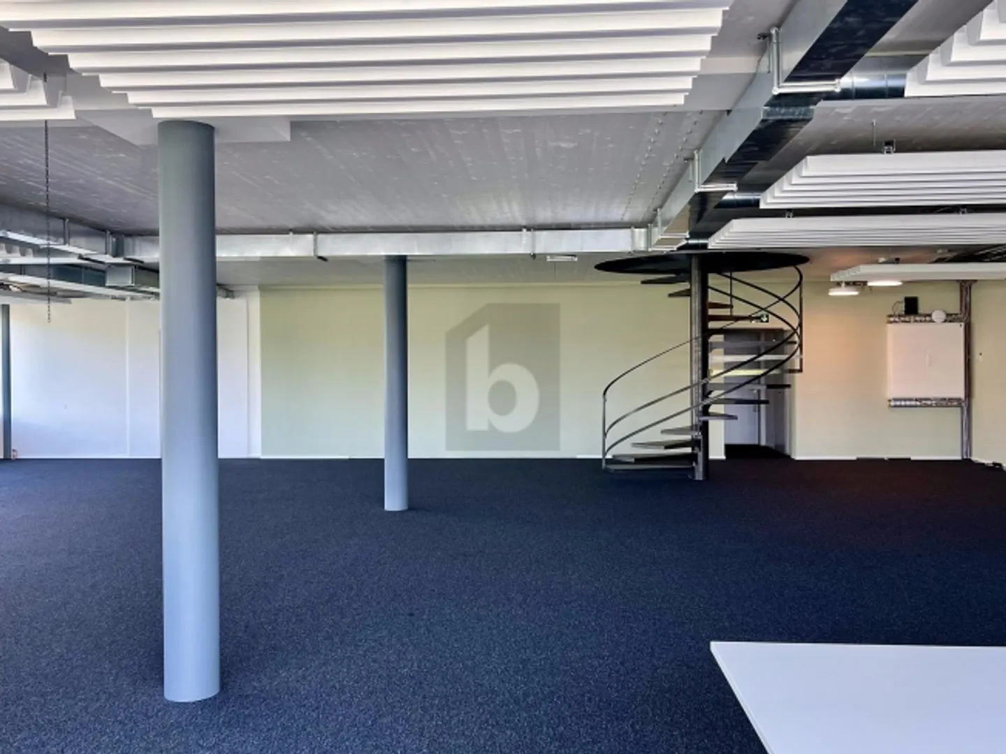 «HELLES BÜRO ZUR UNTERMIETE BEIM SCHIFFBAU» - Foto 5 von 6