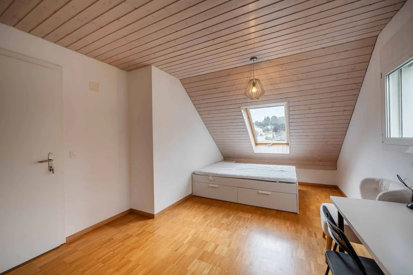 Appartement Duplex près de l'EHL - Photo 7 sur 13