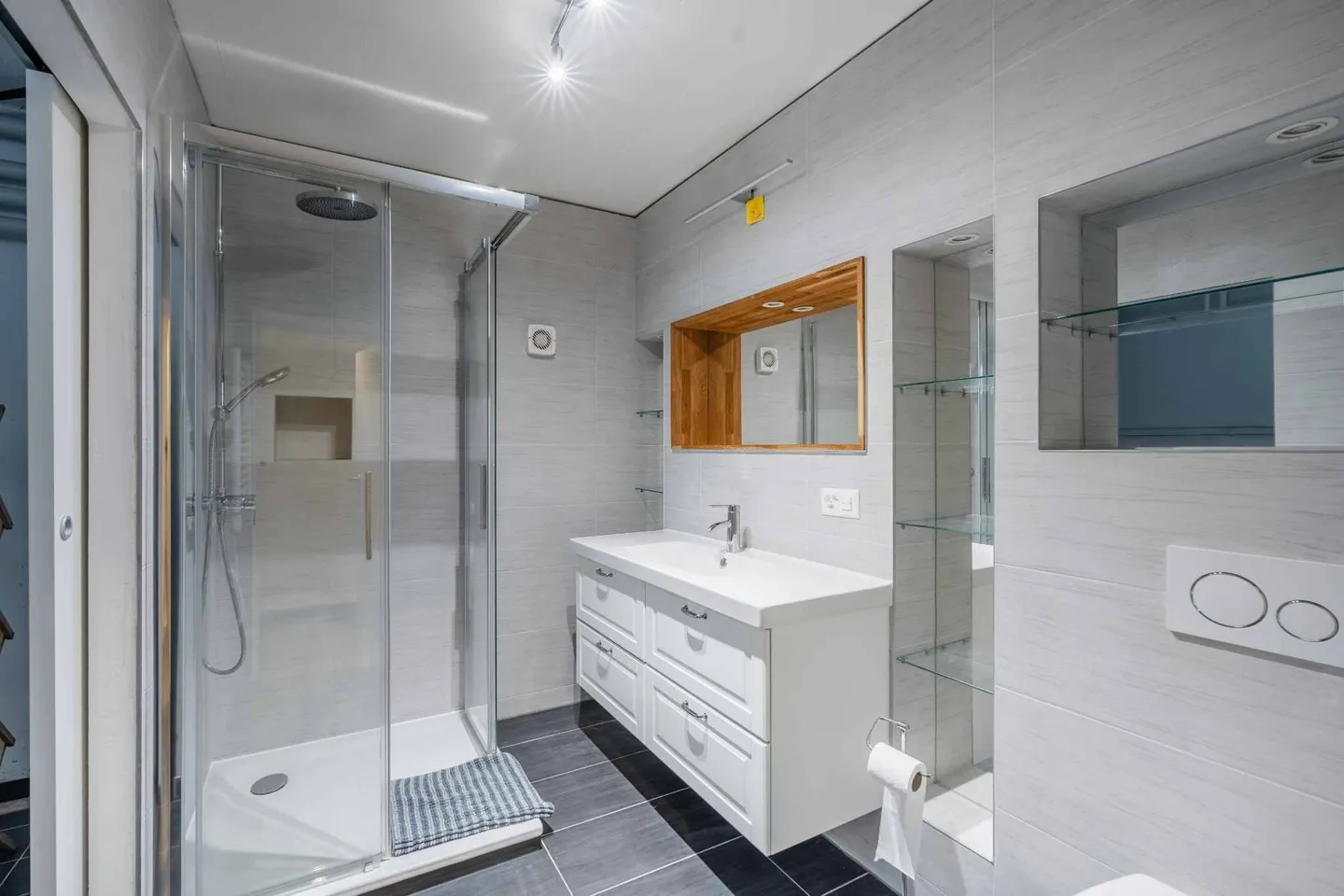 Appartement Duplex près de l'EHL - Photo 8 sur 13