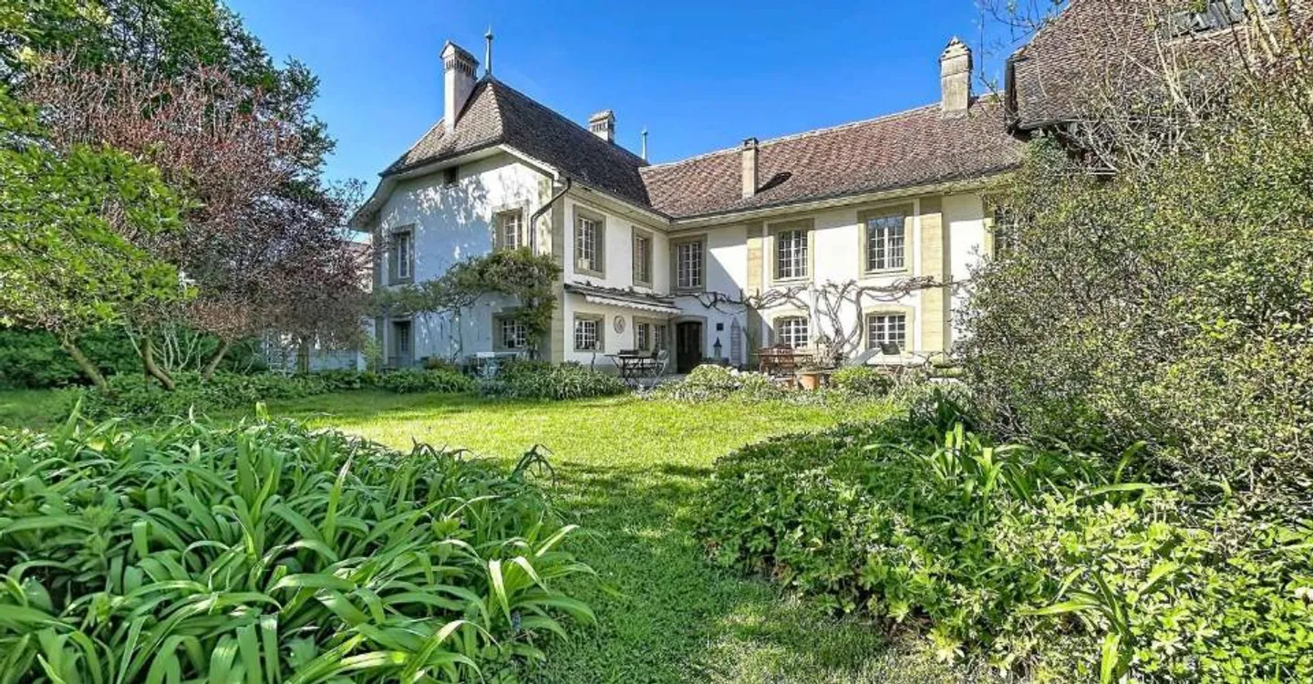 An exceptional estate steeped in history - A rare opportunity on the market! - Photo 1 of 10