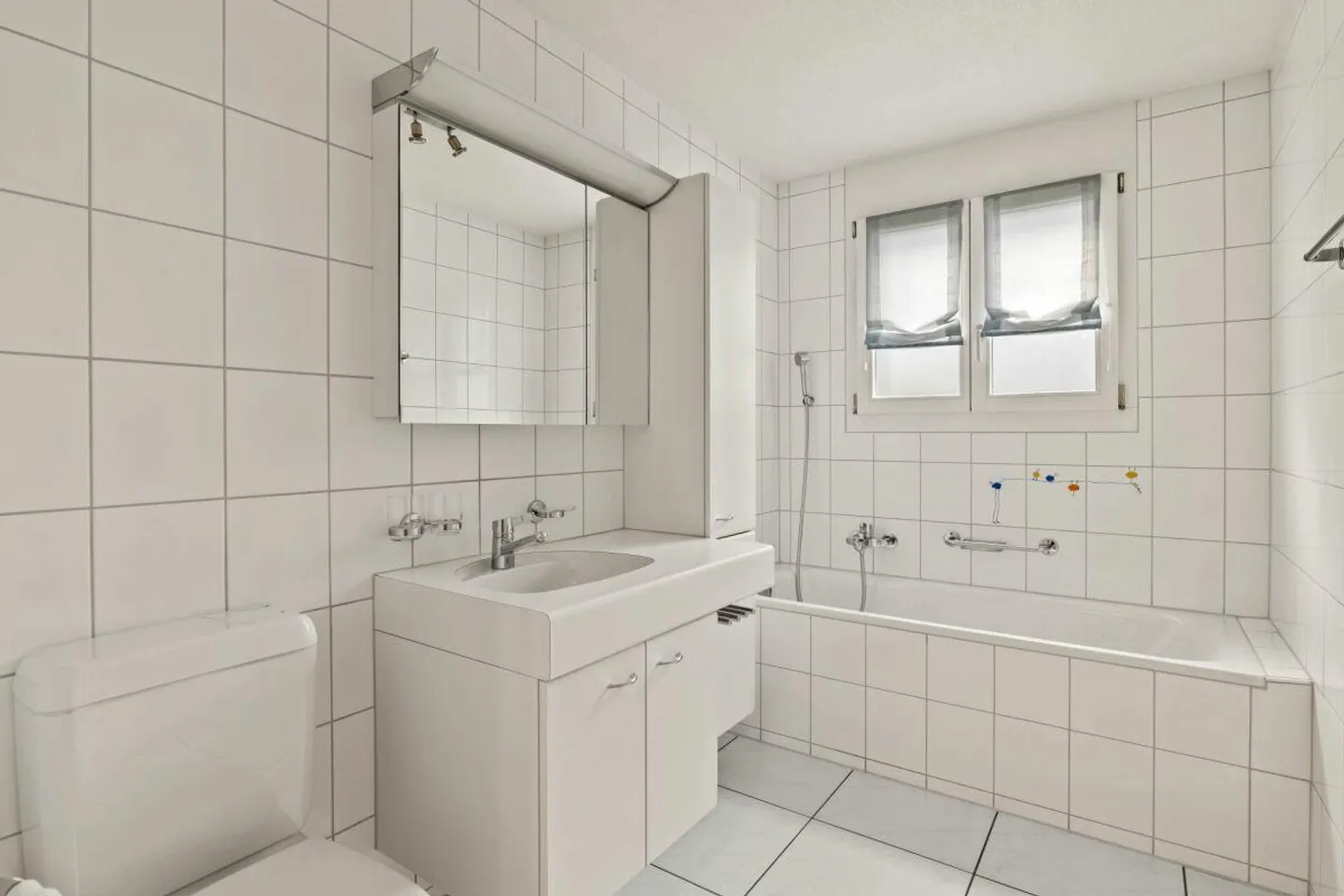 Charming 4.5-room garden apartment with spacious garden in Aarberg - Photo 11 of 21