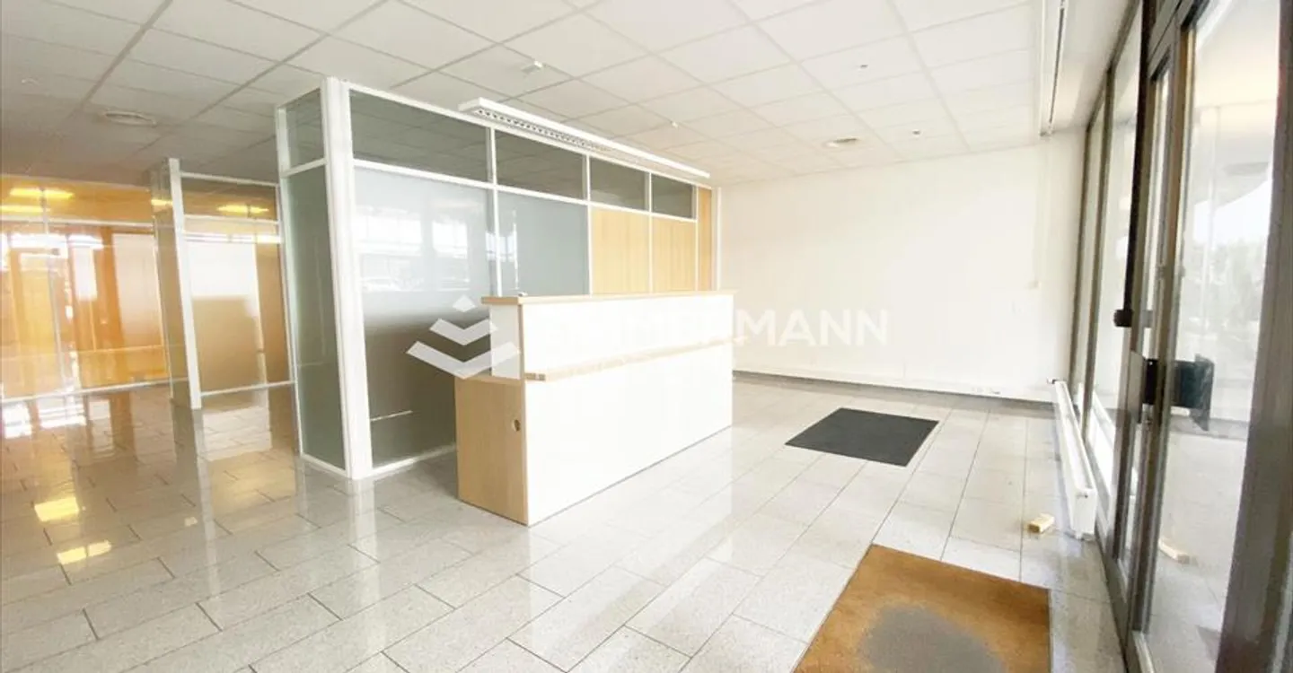 Spazio ufficio in affitto - Foto 6 di 12