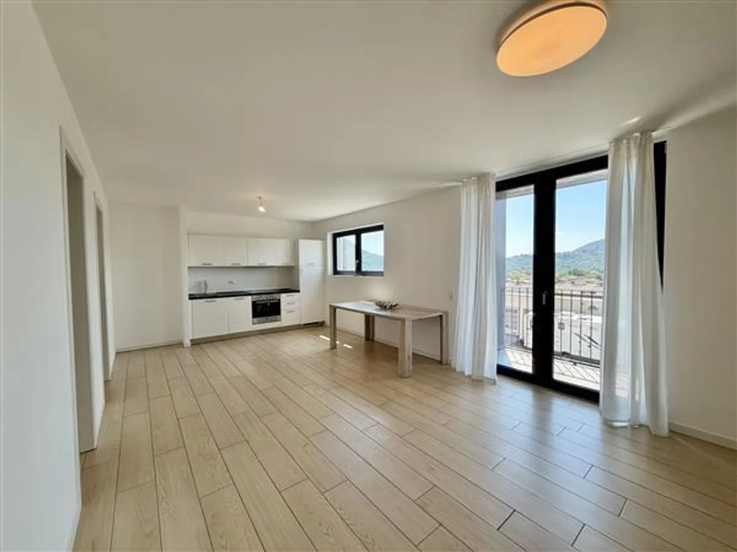 Balerna: 2.5-Room Apartment - Photo 1 of 10