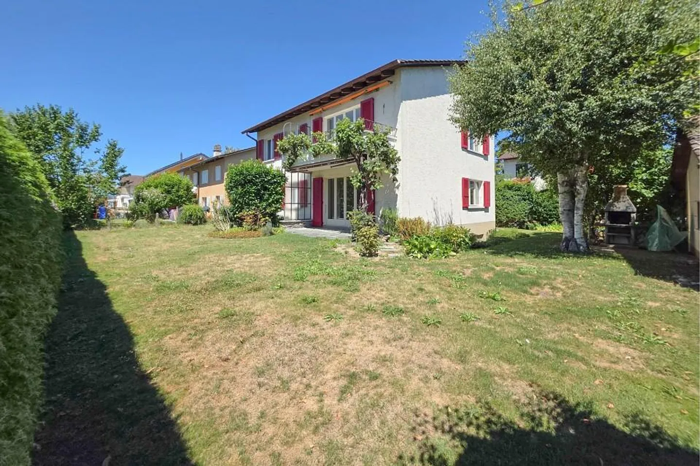 Una casa con prospettive - Casa bifamiliare in una zona residenziale privilegiata a Thun - Foto 2 di 13