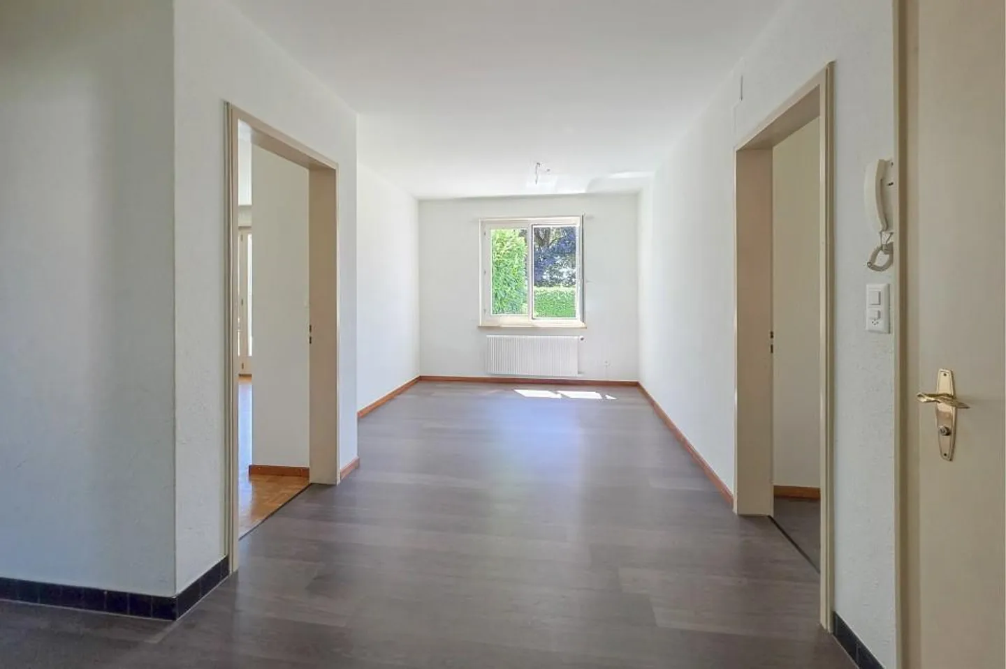 Una casa con prospettive - Casa bifamiliare in una zona residenziale privilegiata a Thun - Foto 9 di 13