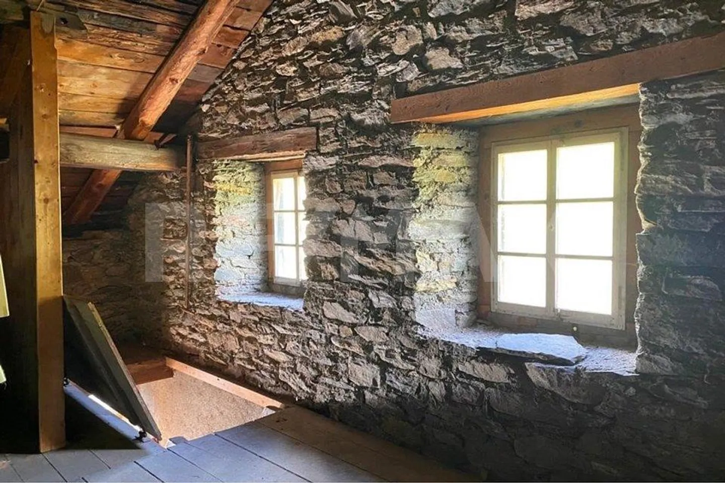 Ottima opportunità nel villaggio di Sengg - Foto 2 di 11