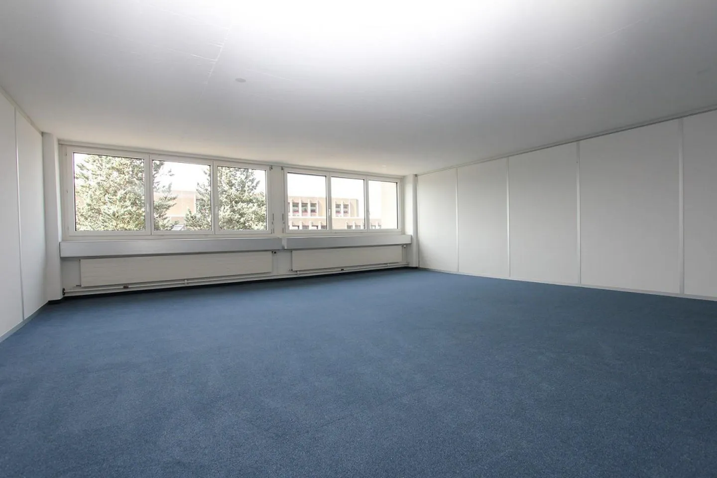 Büro mit flexibler Raumaufteilung in der nähe vom Brüttseller-Kreuz - Foto 2 di 4