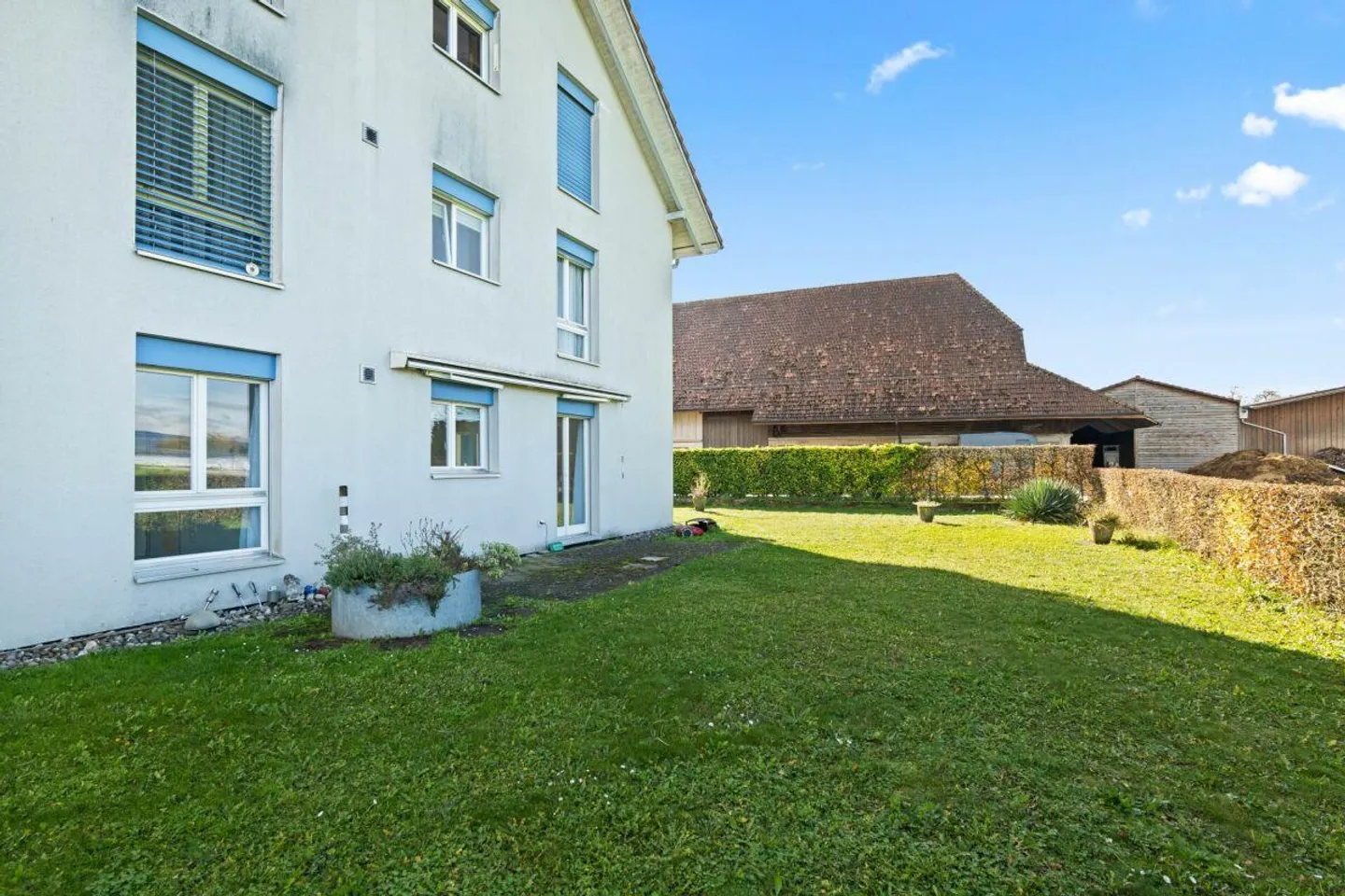 Charming 4.5-room garden apartment with spacious garden in Aarberg - Photo 18 of 21