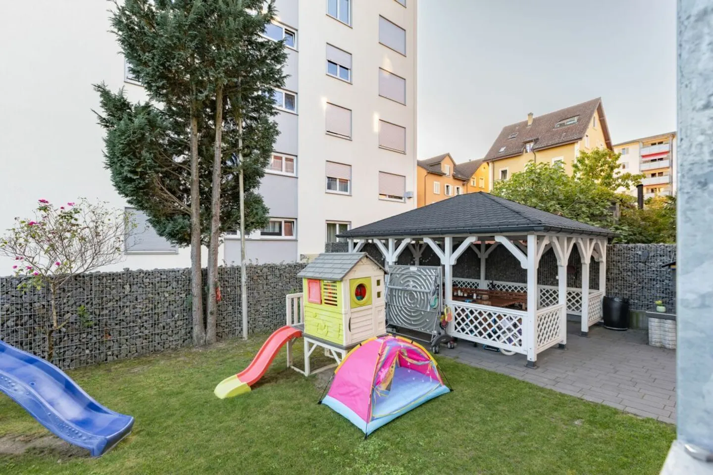 Casa singola in affitto - Foto 7 di 42