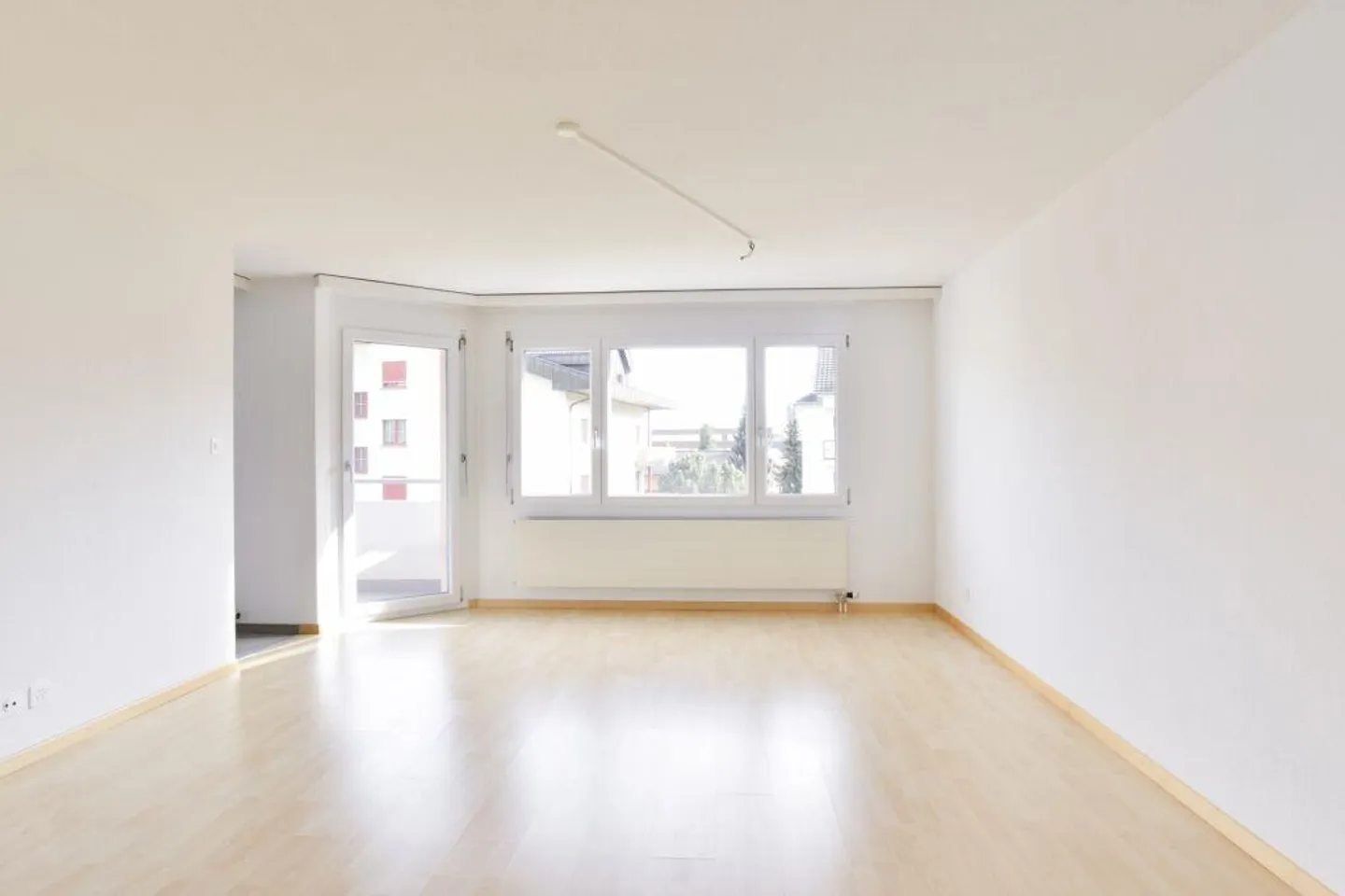 Beautiful 2.5 Room Apartment - Photo 5 of 6