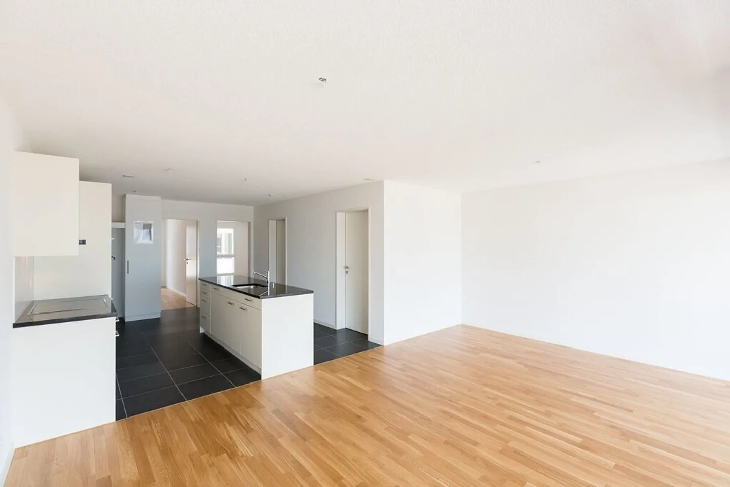 Moderne 3.5-Zimmerwohnung - Foto 4 von 12