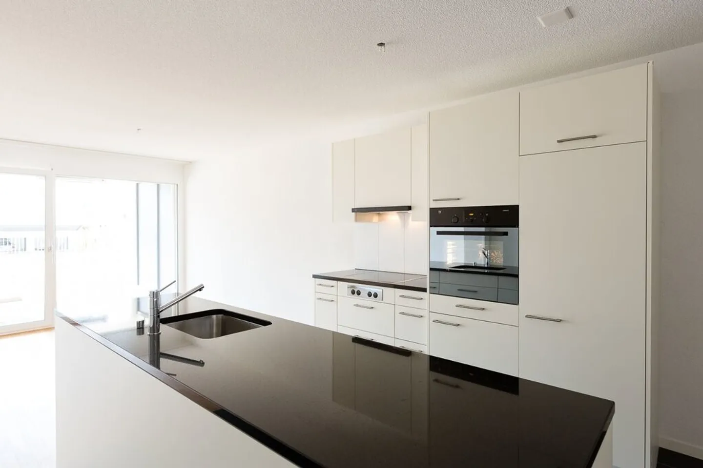 Moderne 3.5-Zimmerwohnung - Foto 3 von 12